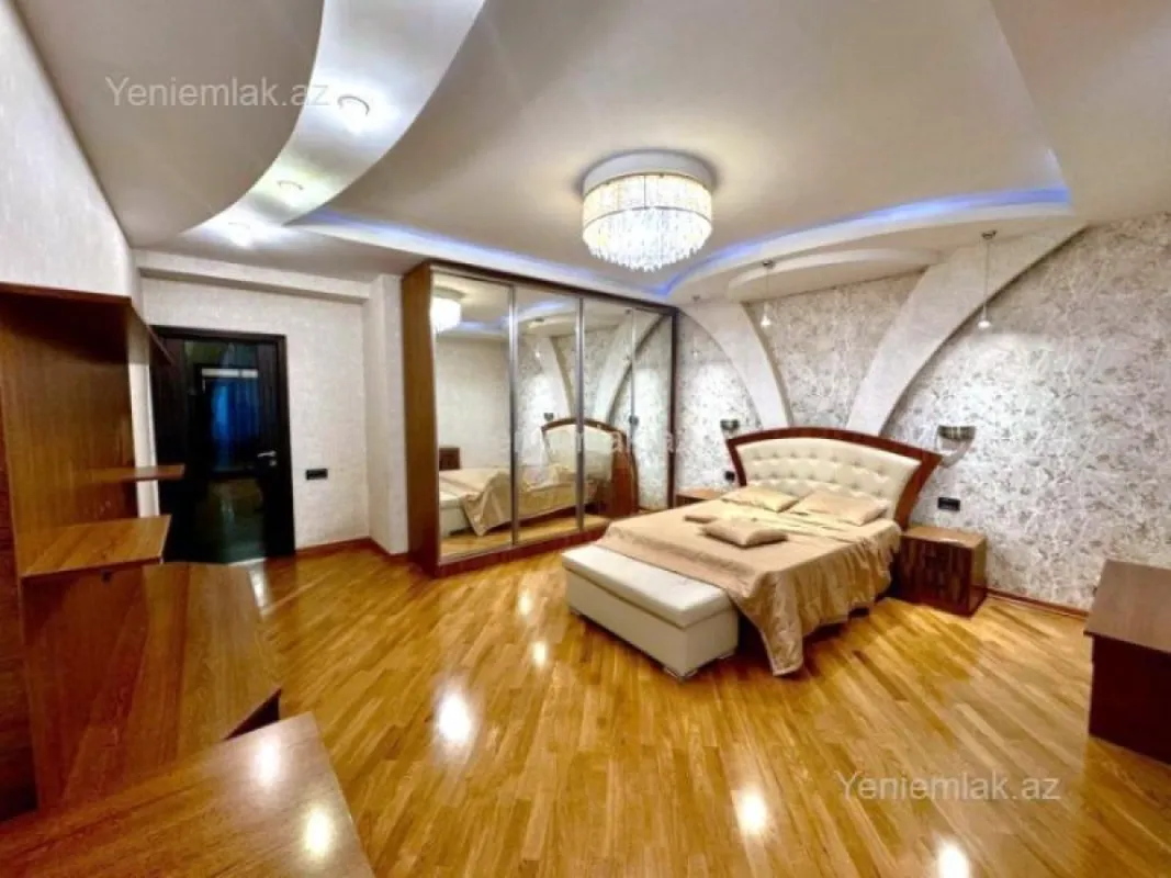 Satılır 3 otaqlı yeni tikili 145 m²