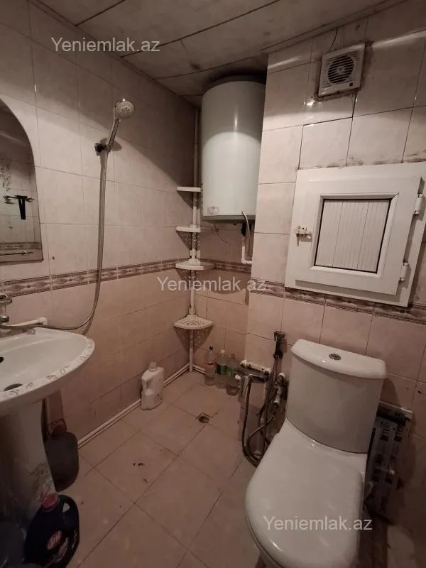 Satılır 3 otaqlı köhnə tikili 55 m²