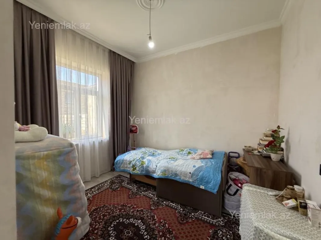 Satılır 3 otaqlı həyət evi 80 m²