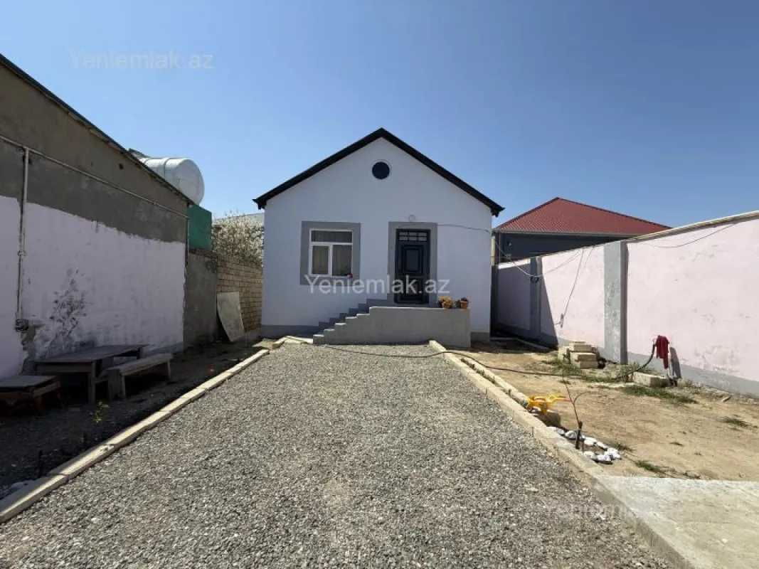 Satılır 3 otaqlı həyət evi 80 m²