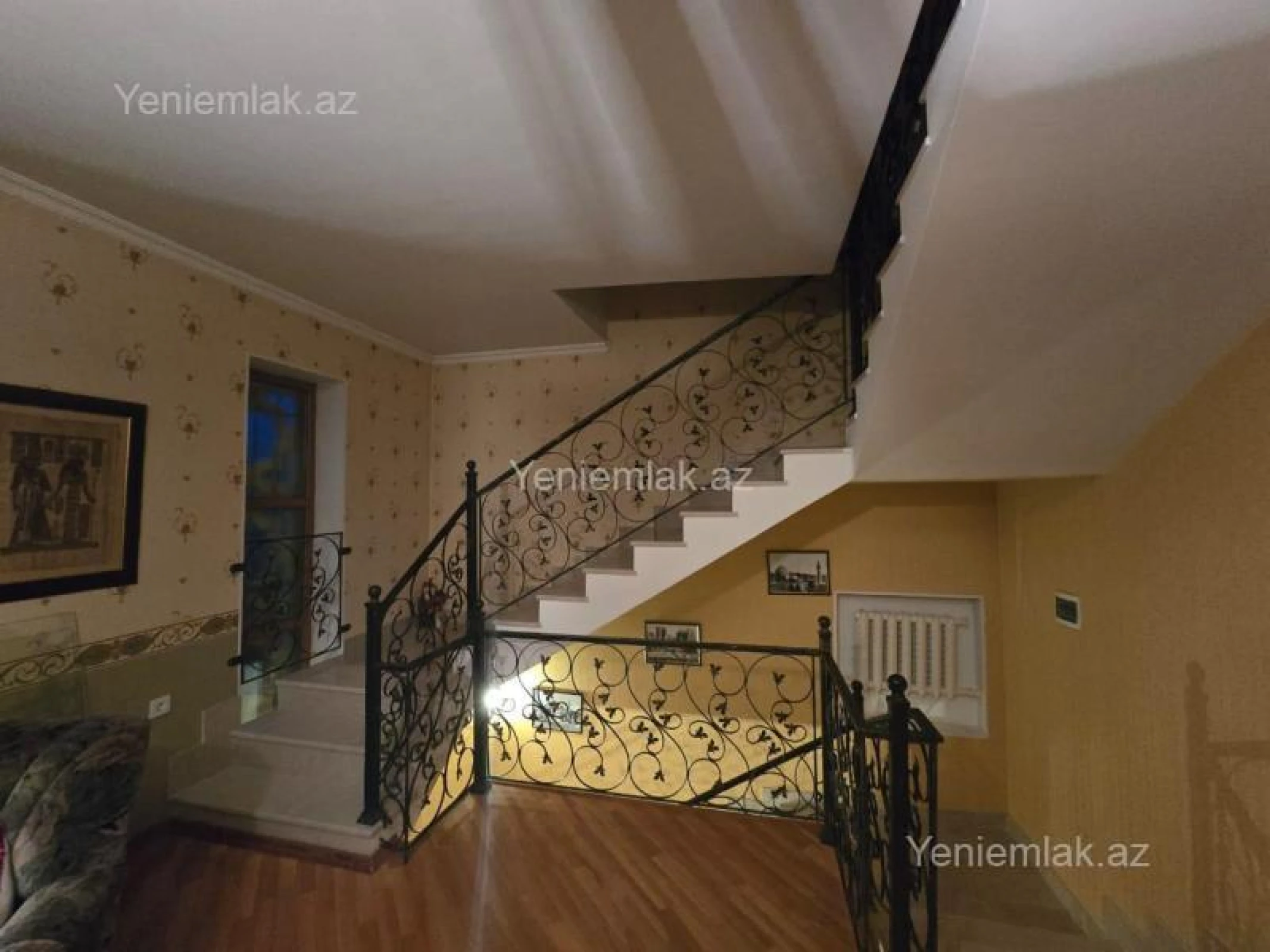 Satılır 7 otaqlı həyət evi 600 m²