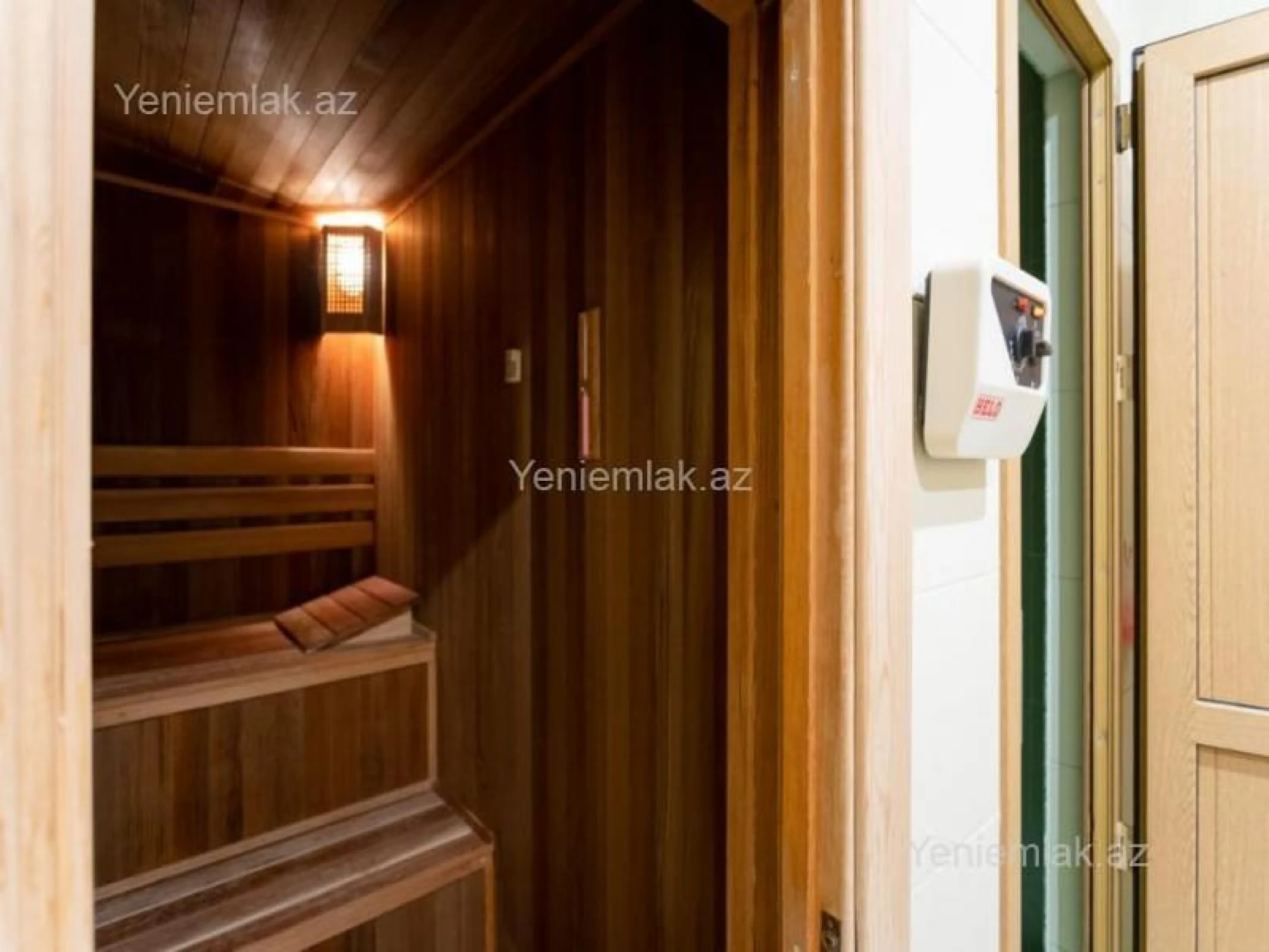 Satılır 9 otaqlı həyət evi 600 m²