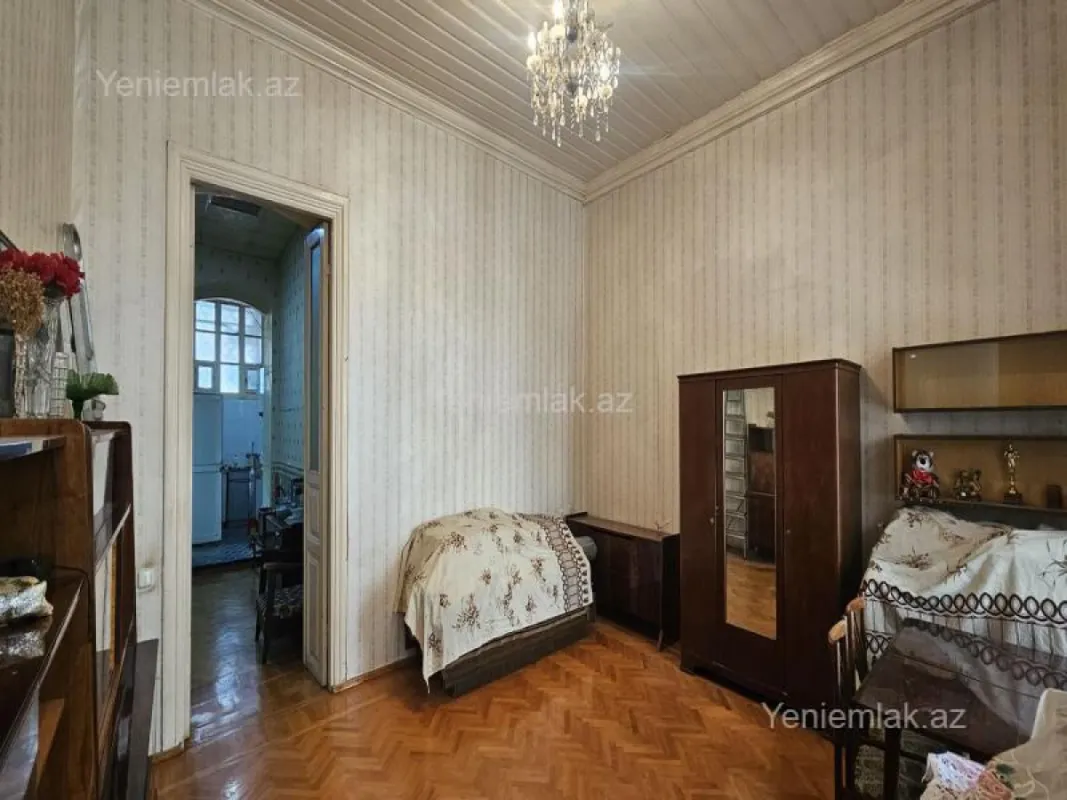 Satılır 3 otaqlı köhnə tikili 52 m²