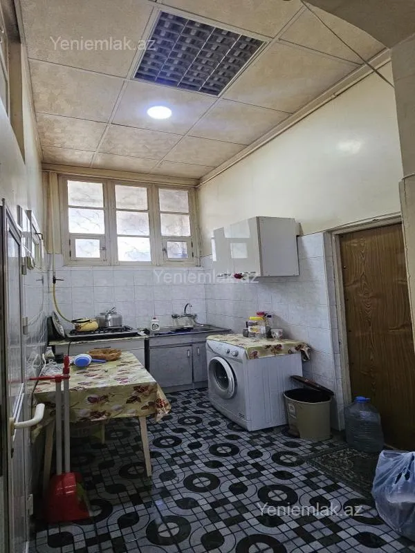 Satılır 3 otaqlı köhnə tikili 52 m²