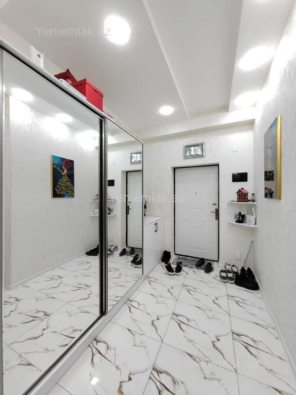 Satılır 3 otaqlı yeni tikili 95 m²