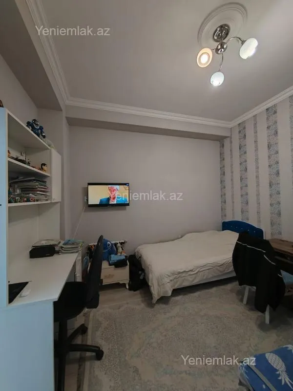 Satılır 3 otaqlı yeni tikili 95 m²