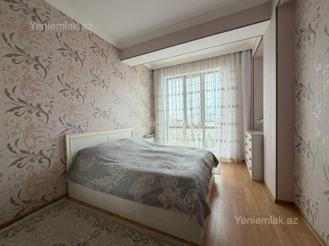 Satılır 2 otaqlı yeni tikili 68 m²