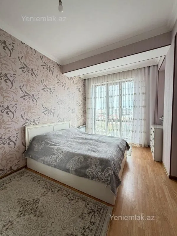 Satılır 2 otaqlı yeni tikili 68 m²