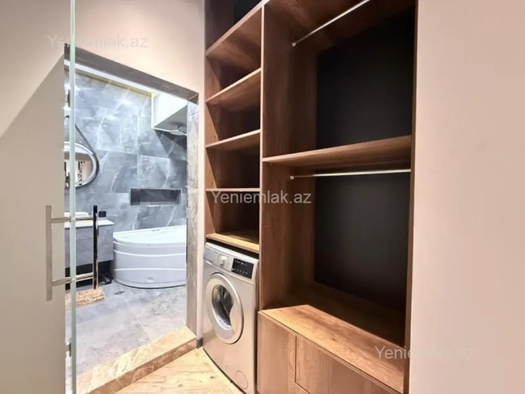 Satılır 3 otaqlı yeni tikili 150 m²