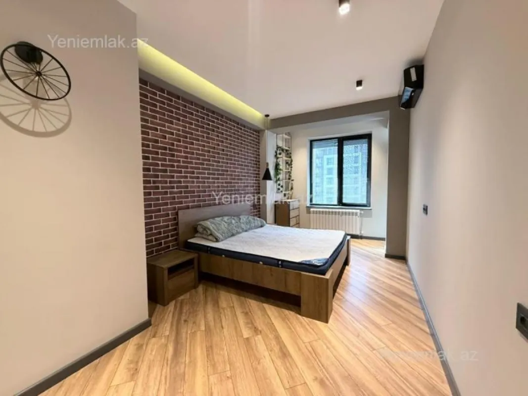 Satılır 3 otaqlı yeni tikili 150 m²