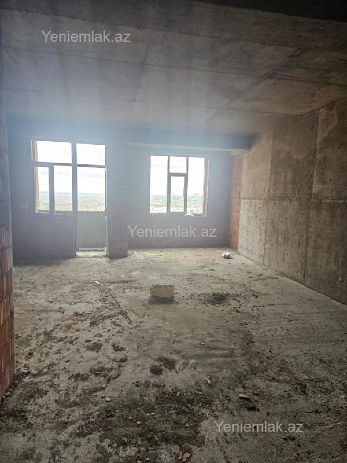 Satılır 1 otaqlı yeni tikili 66.5 m²