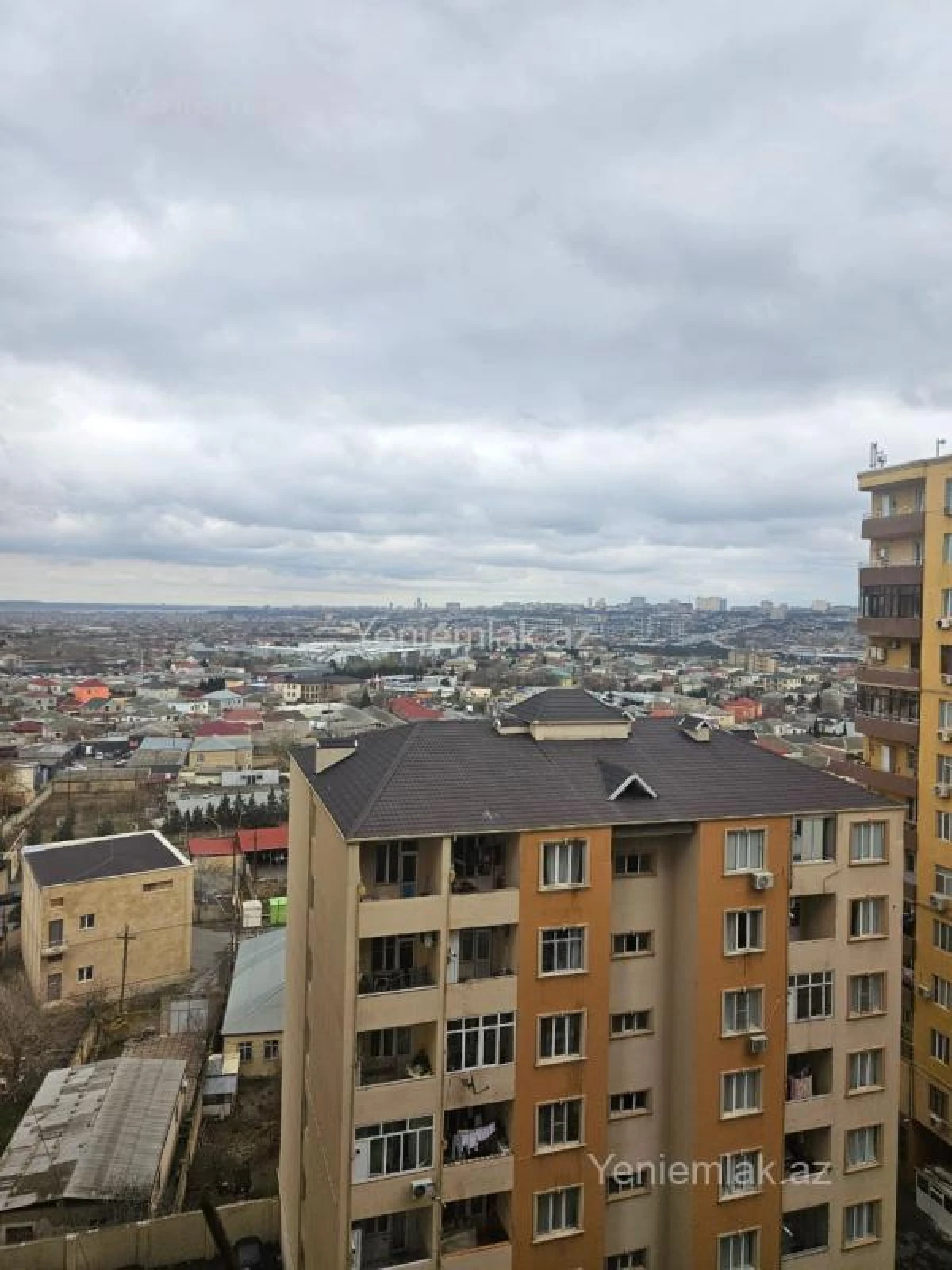 Satılır 1 otaqlı yeni tikili 66.5 m²