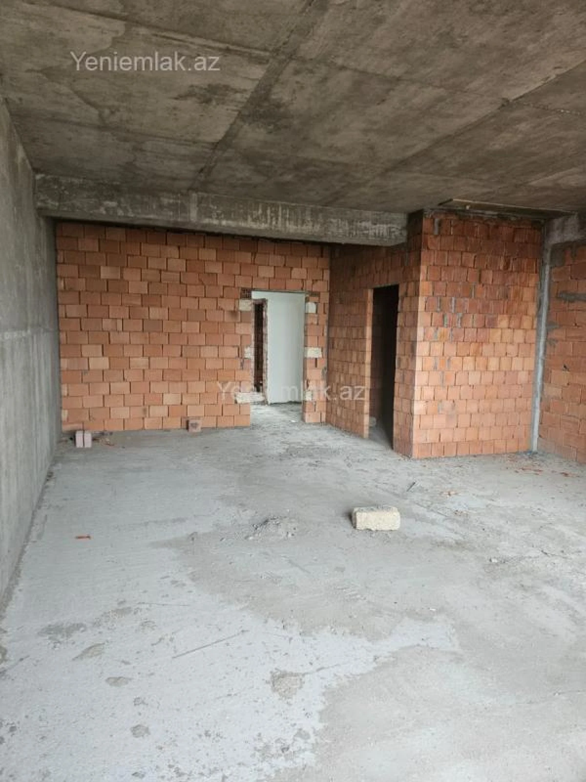 Satılır 1 otaqlı yeni tikili 66.5 m²