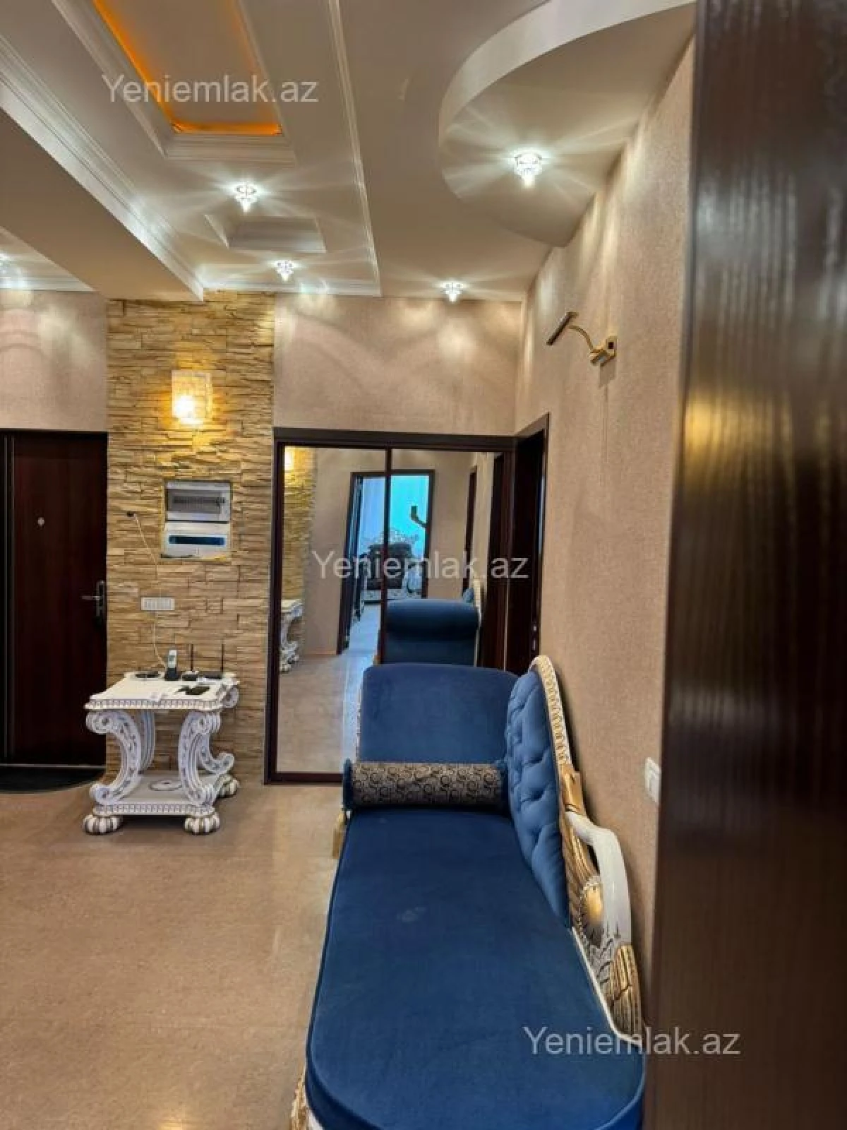 Satılır 3 otaqlı yeni tikili 120 m²