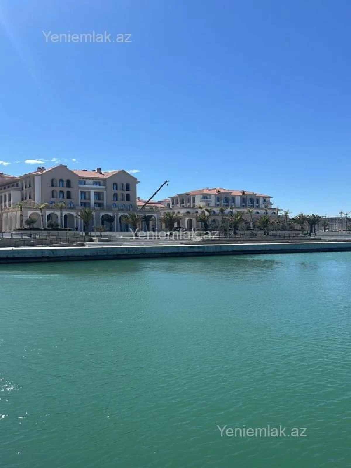 Satılır 3 otaqlı yeni tikili 139 m²