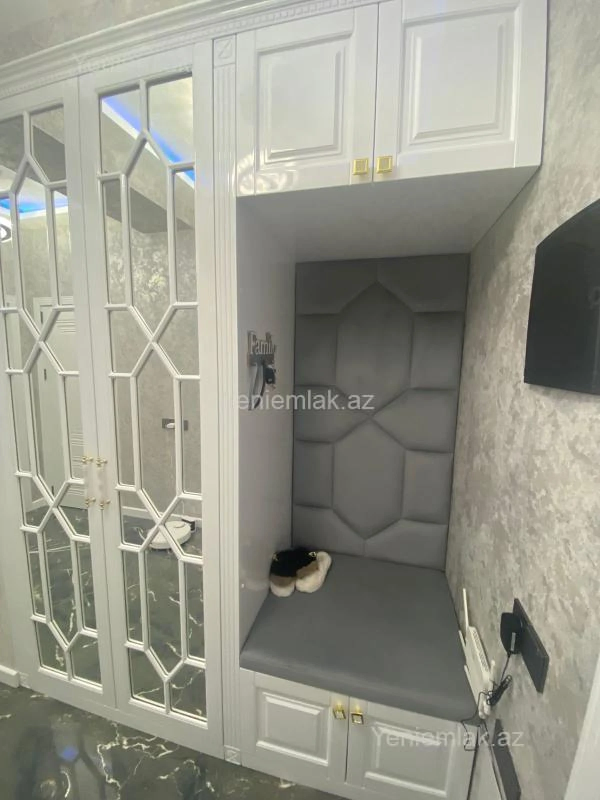 Satılır 3 otaqlı yeni tikili 127.4 m²