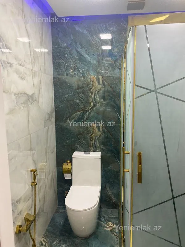 Satılır 3 otaqlı yeni tikili 127.4 m²