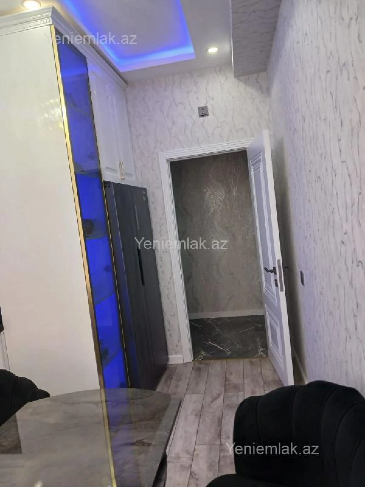 Satılır 3 otaqlı yeni tikili 127.4 m²