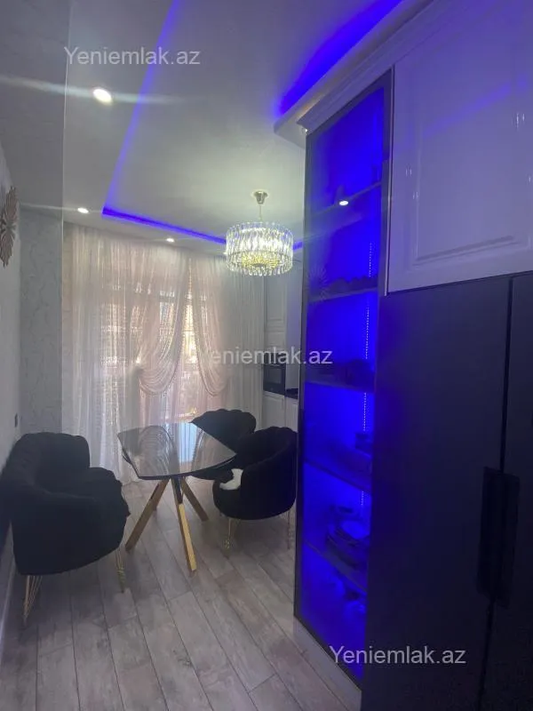Satılır 3 otaqlı yeni tikili 127.4 m²