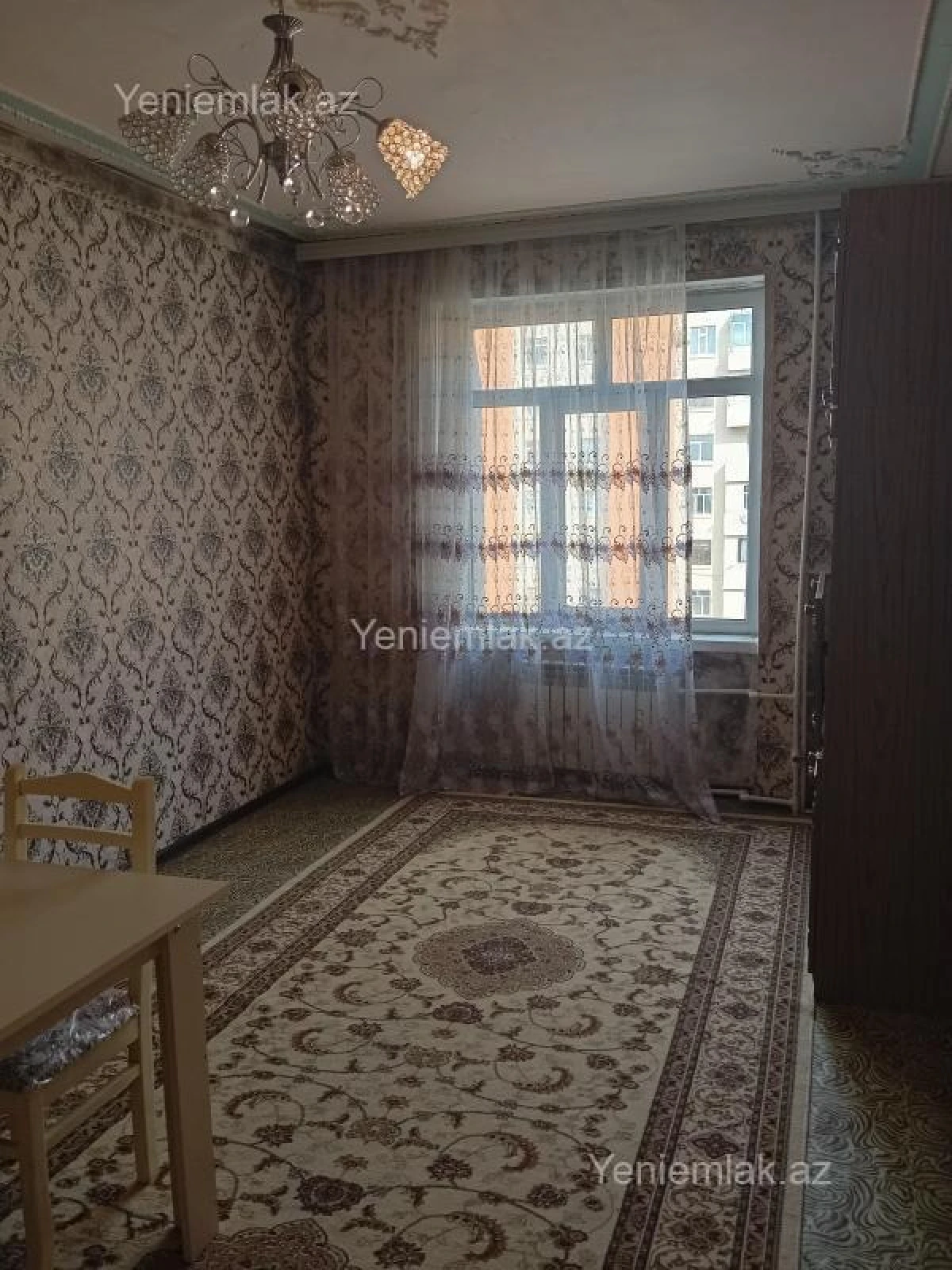 Satılır 3 otaqlı köhnə tikili 75 m²