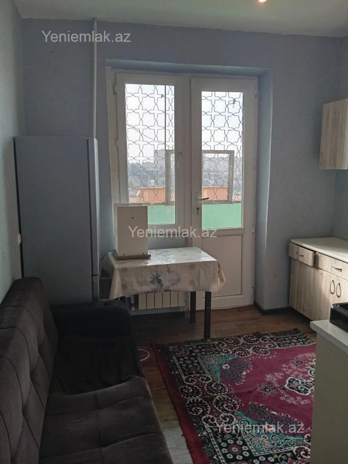 Satılır 3 otaqlı köhnə tikili 75 m²