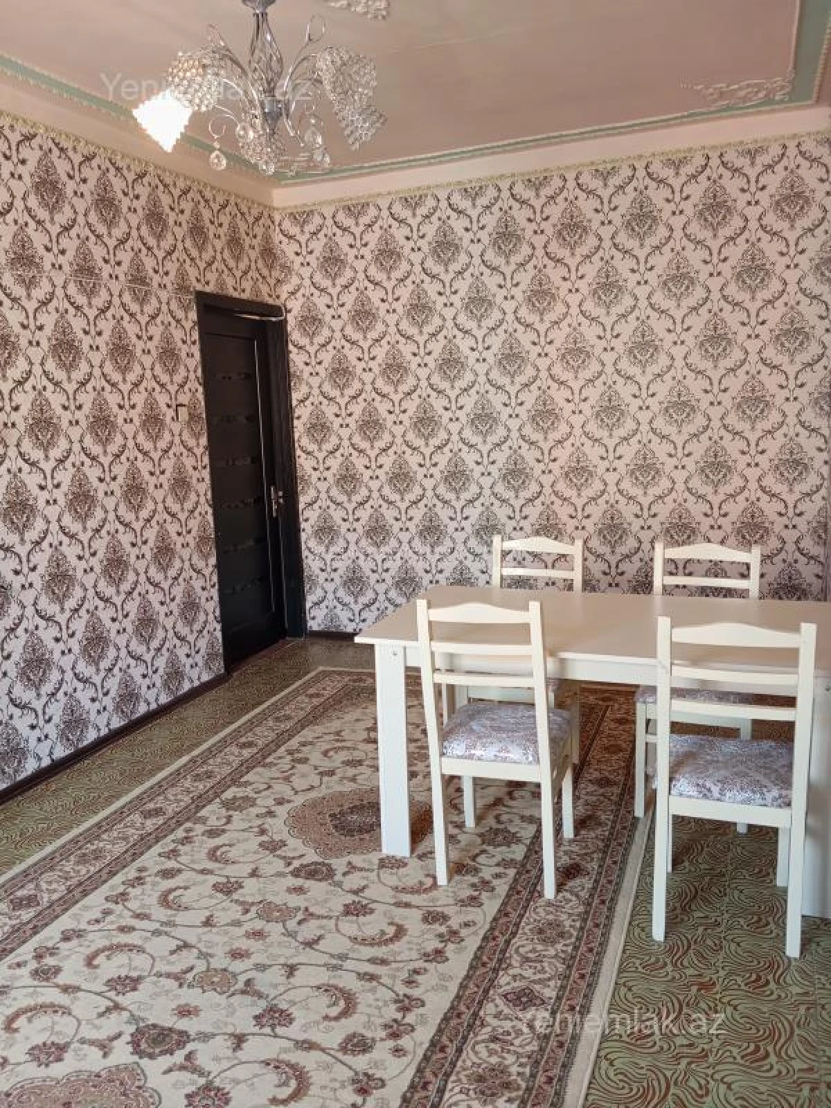 Satılır 3 otaqlı köhnə tikili 75 m²