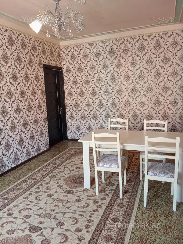 Satılır 3 otaqlı köhnə tikili 75 m²