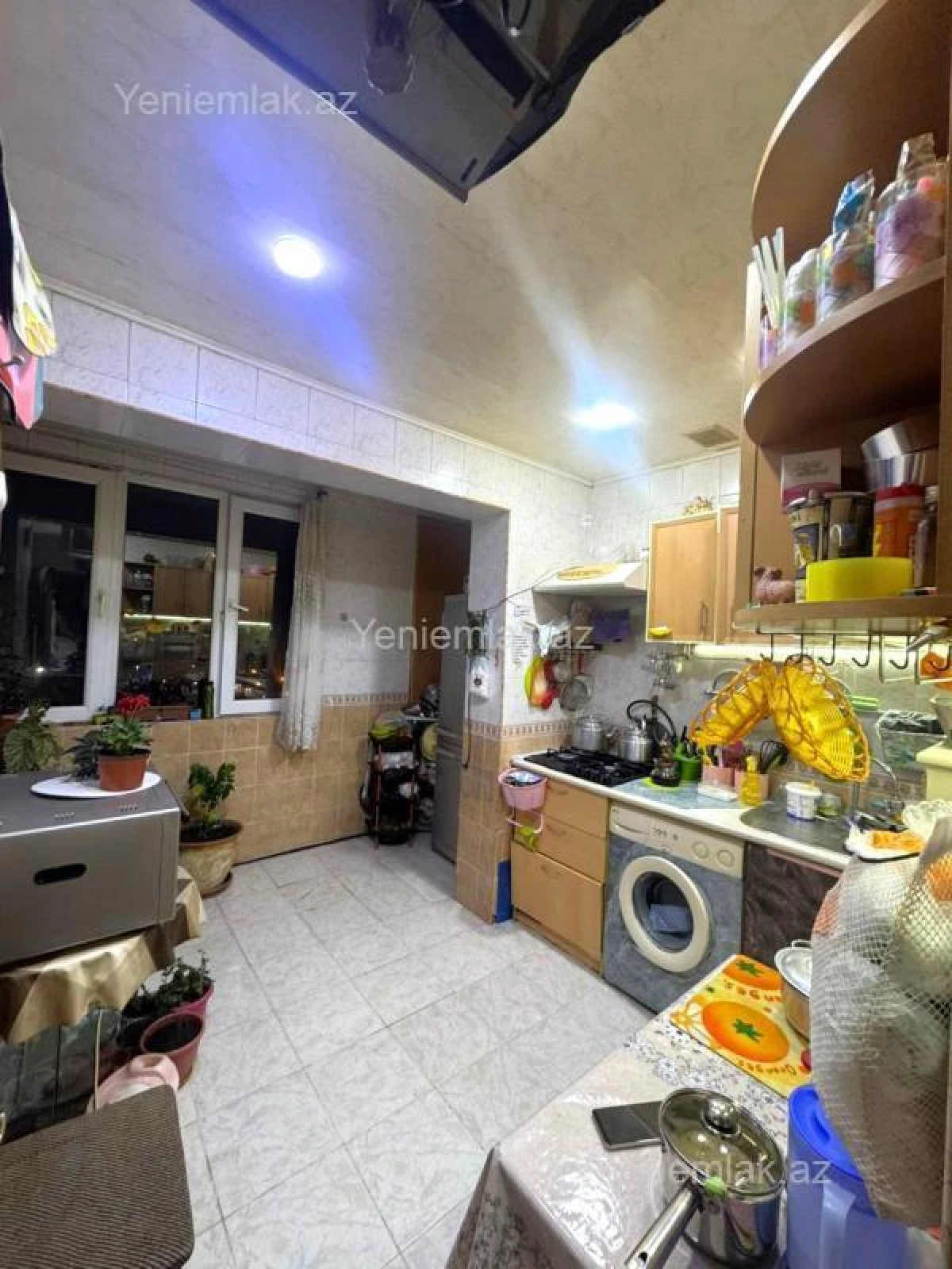 Satılır 3 otaqlı köhnə tikili 80 m²