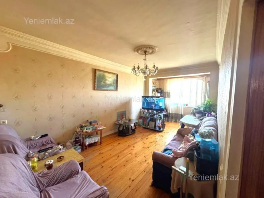 Satılır 3 otaqlı köhnə tikili 80 m²