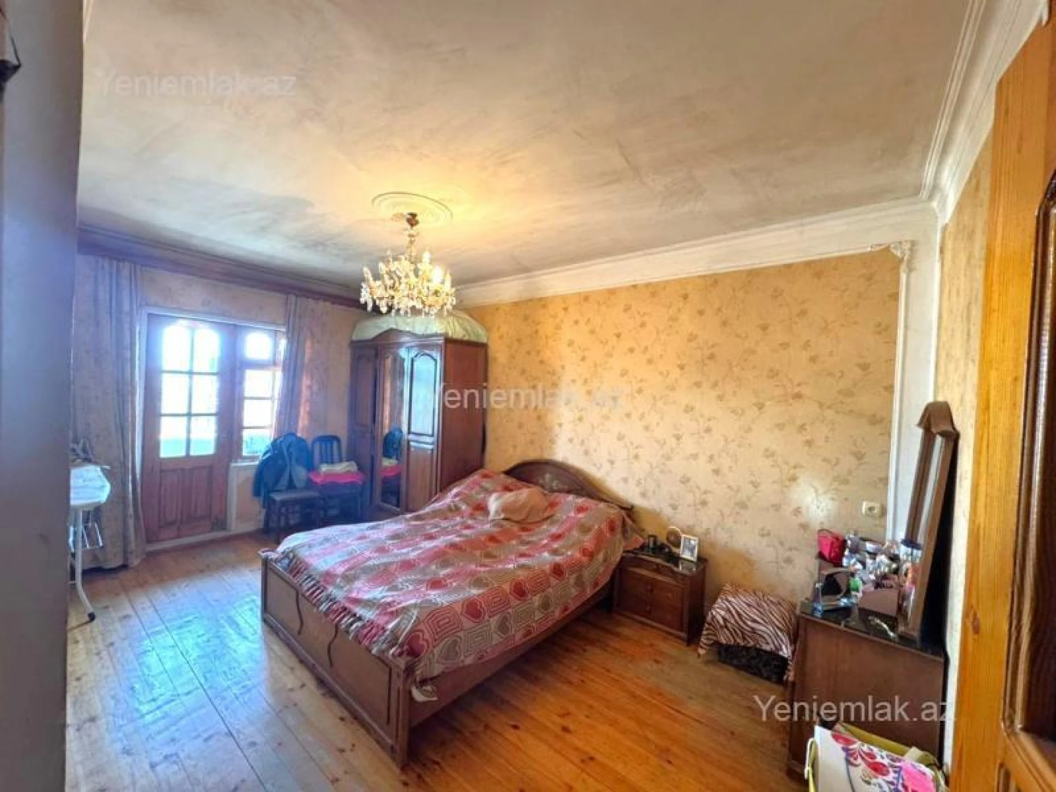 Satılır 3 otaqlı köhnə tikili 80 m²