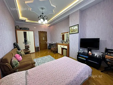 Satılır 3 otaqlı yeni tikili 140 m²