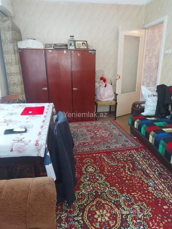 Satılır 1 otaqlı köhnə tikili 35 m²