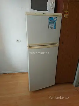 Satılır 1 otaqlı köhnə tikili 35 m²