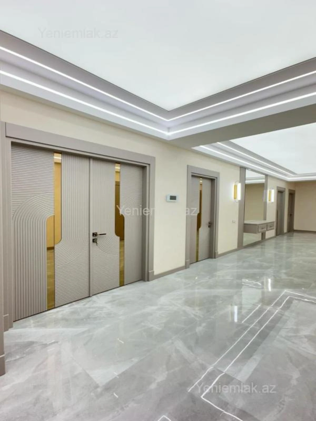 Satılır 4 otaqlı yeni tikili 245 m²