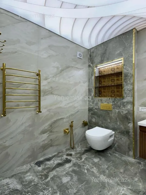 Satılır 4 otaqlı yeni tikili 245 m²