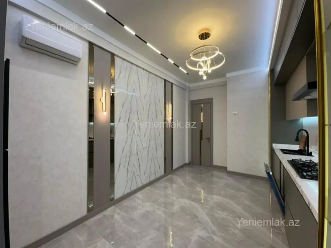 Satılır 4 otaqlı yeni tikili 245 m²