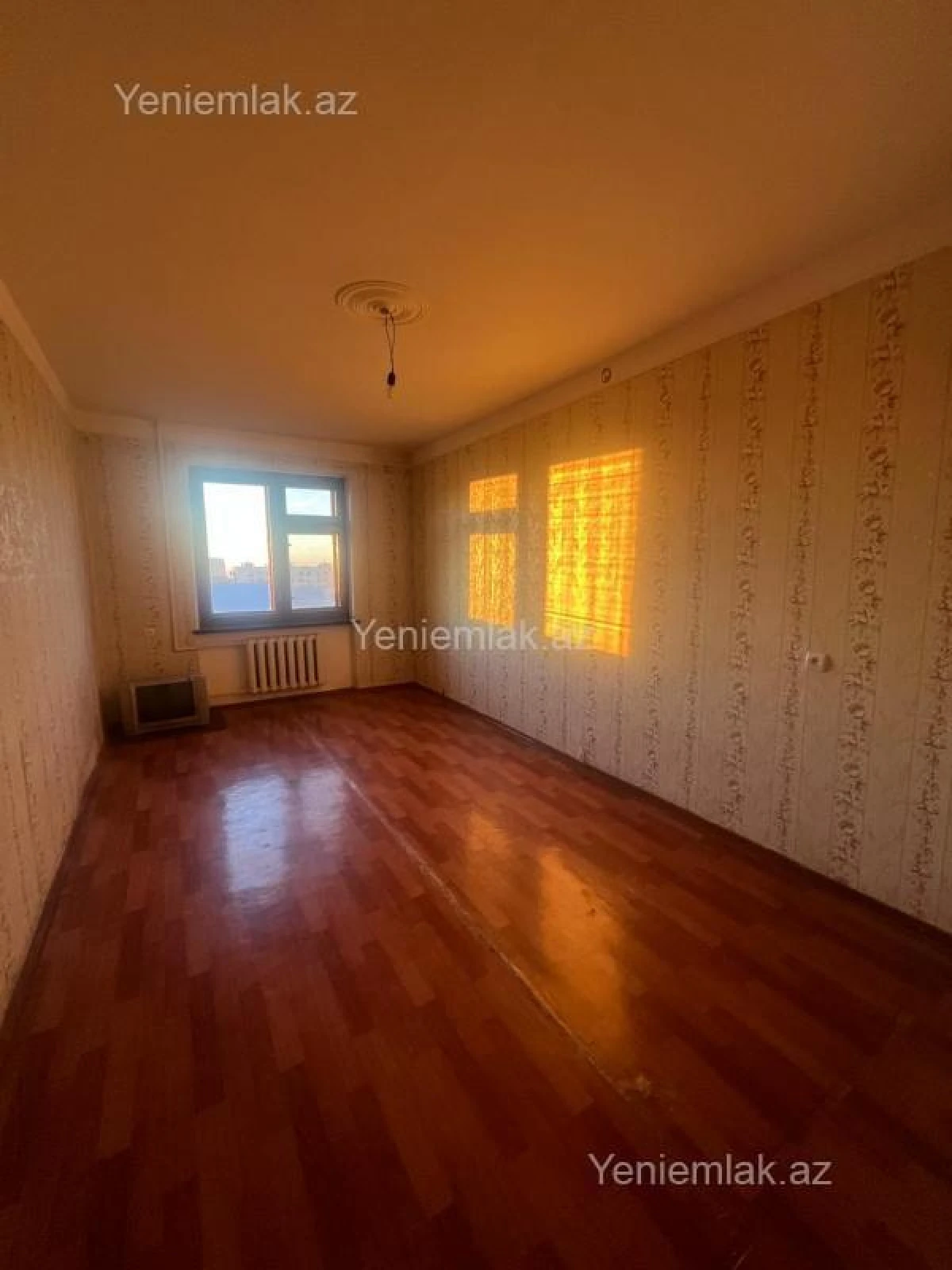 Satılır 5 otaqlı köhnə tikili 102.93 m²