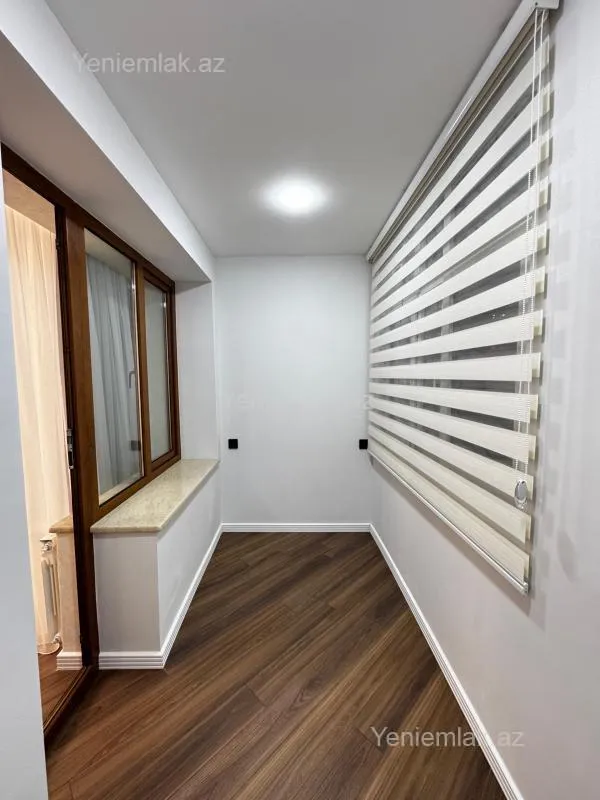 Satılır 2 otaqlı köhnə tikili 65 m²