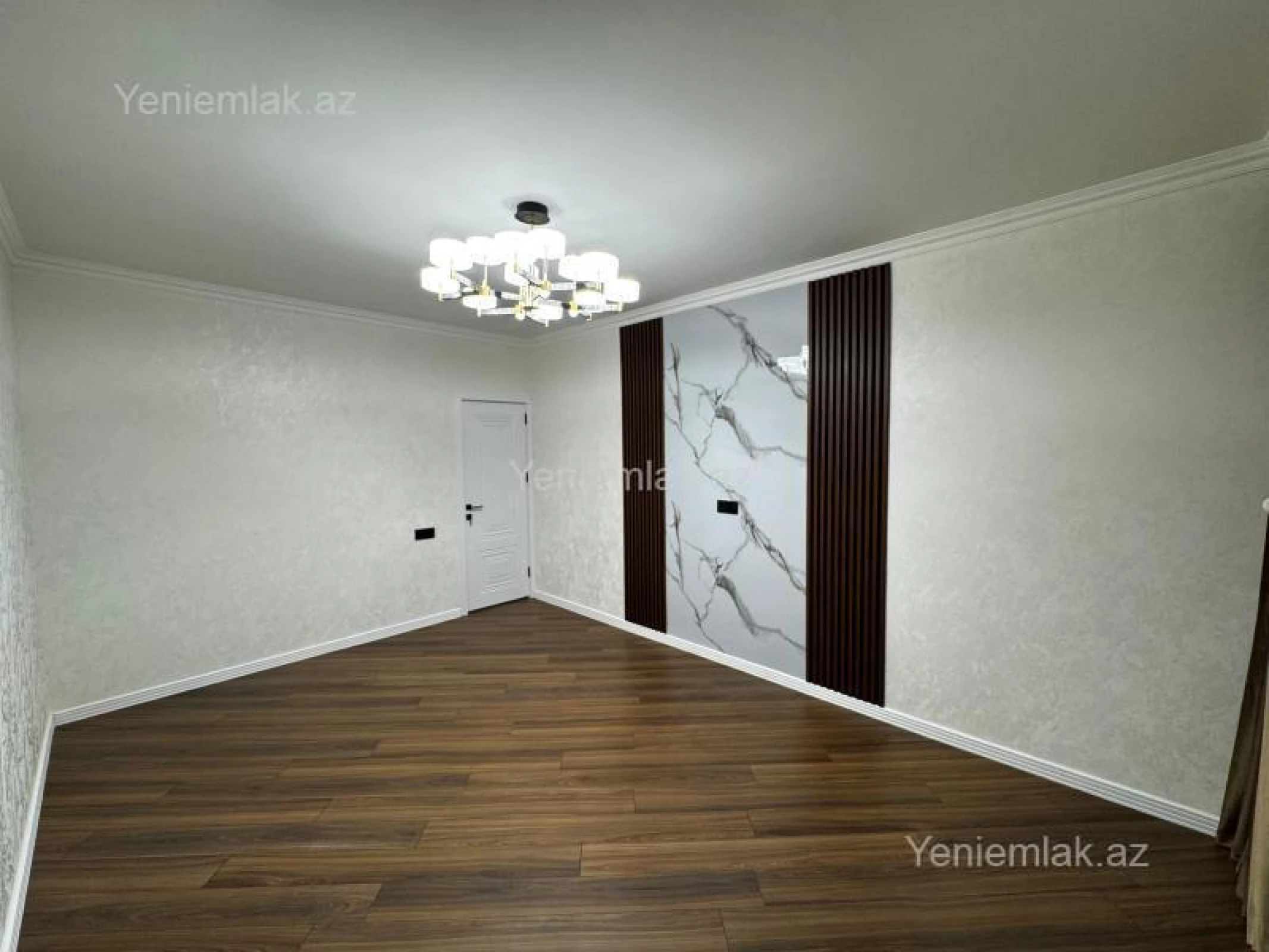 Satılır 2 otaqlı köhnə tikili 65 m²
