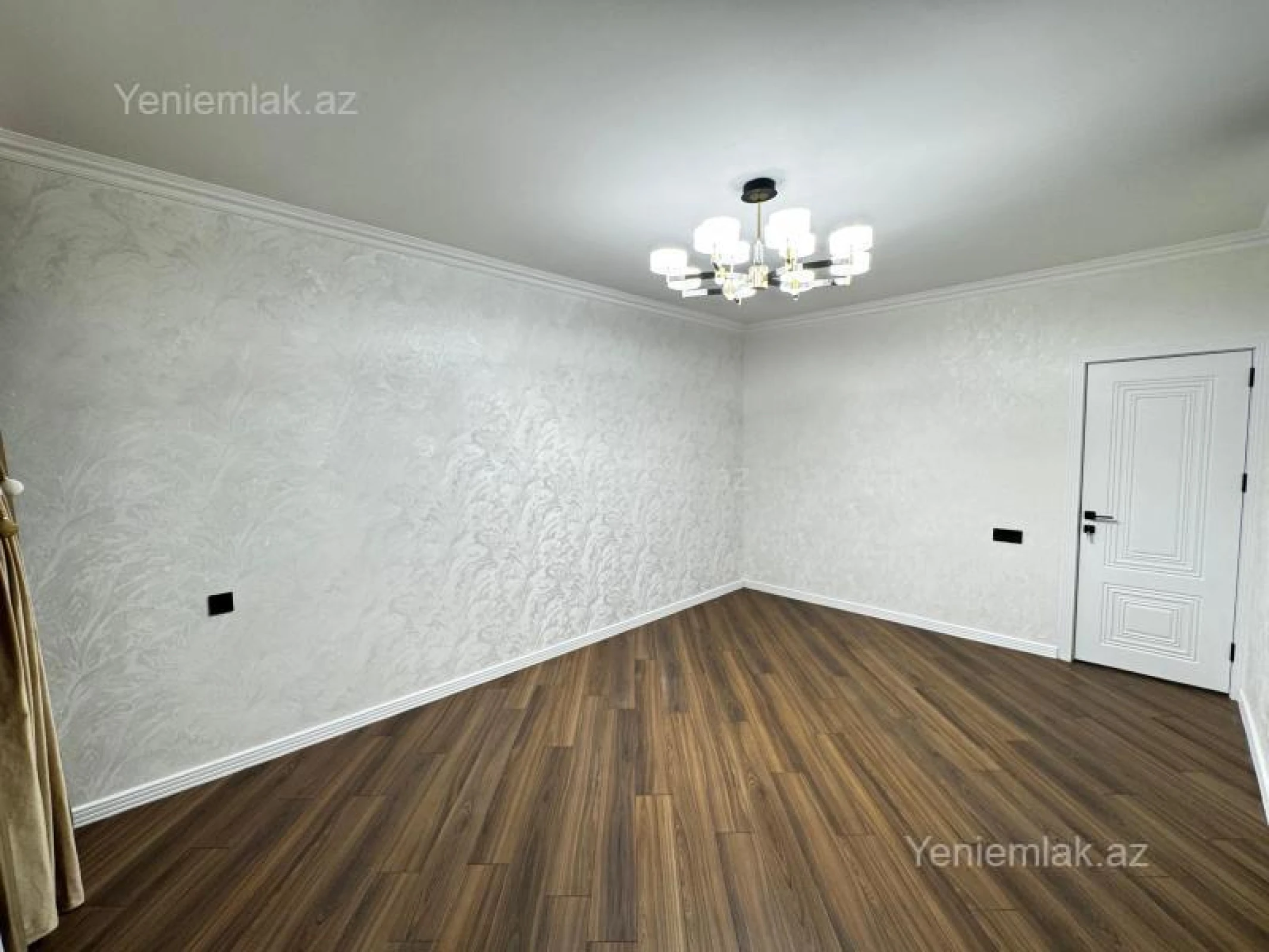 Satılır 2 otaqlı köhnə tikili 65 m²