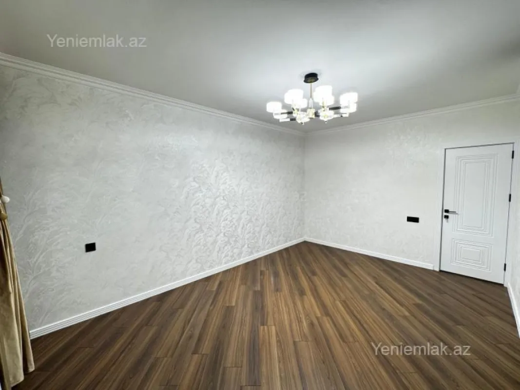 Satılır 2 otaqlı köhnə tikili 65 m²