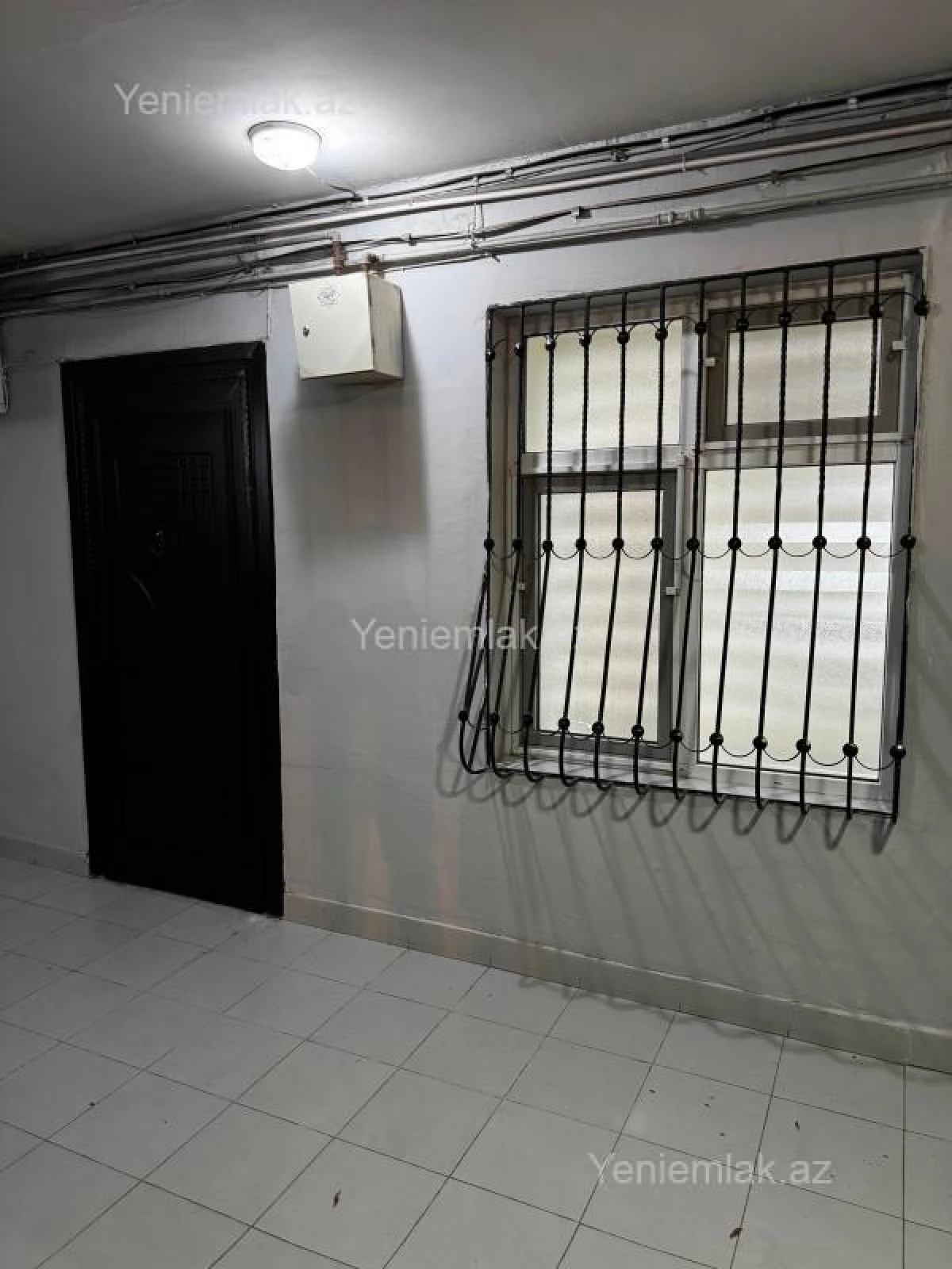 Satılır 2 otaqlı köhnə tikili 65 m²