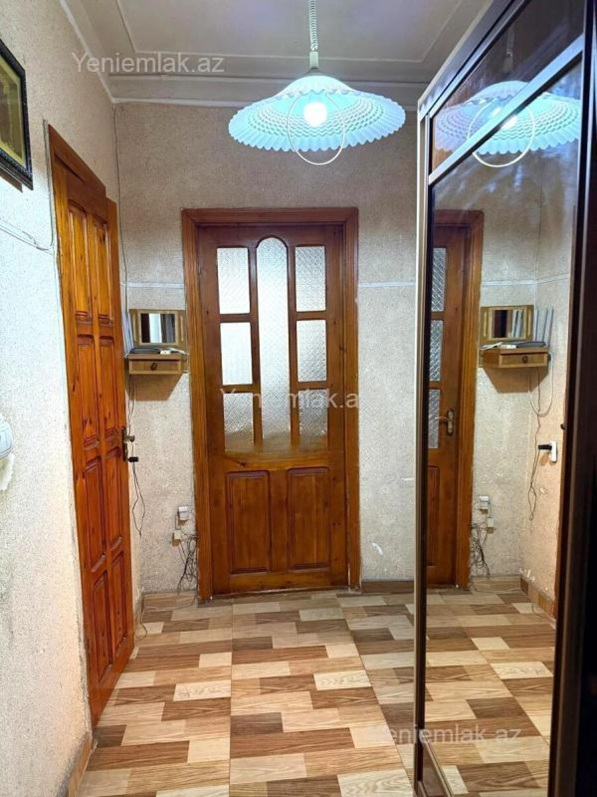 Satılır 3 otaqlı köhnə tikili 85 m²