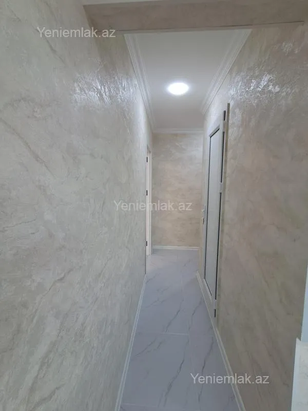 Satılır 2 otaqlı köhnə tikili 55 m²