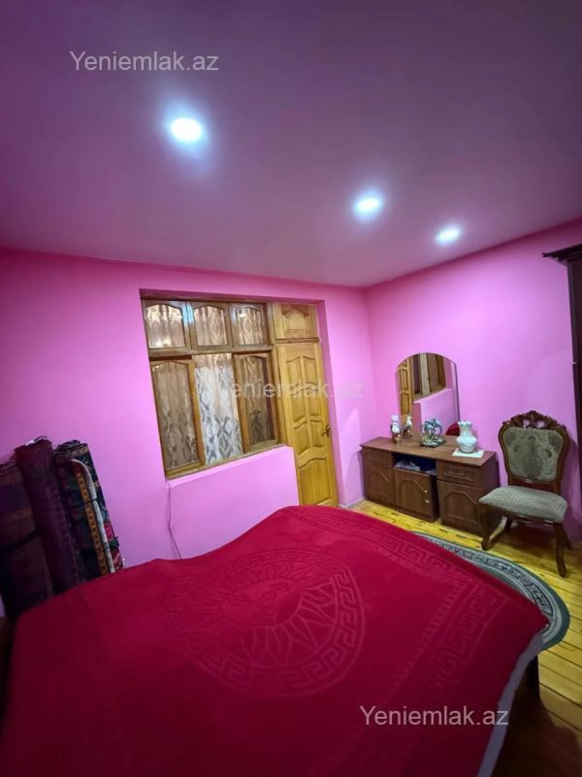 Satılır 3 otaqlı köhnə tikili 55 m²