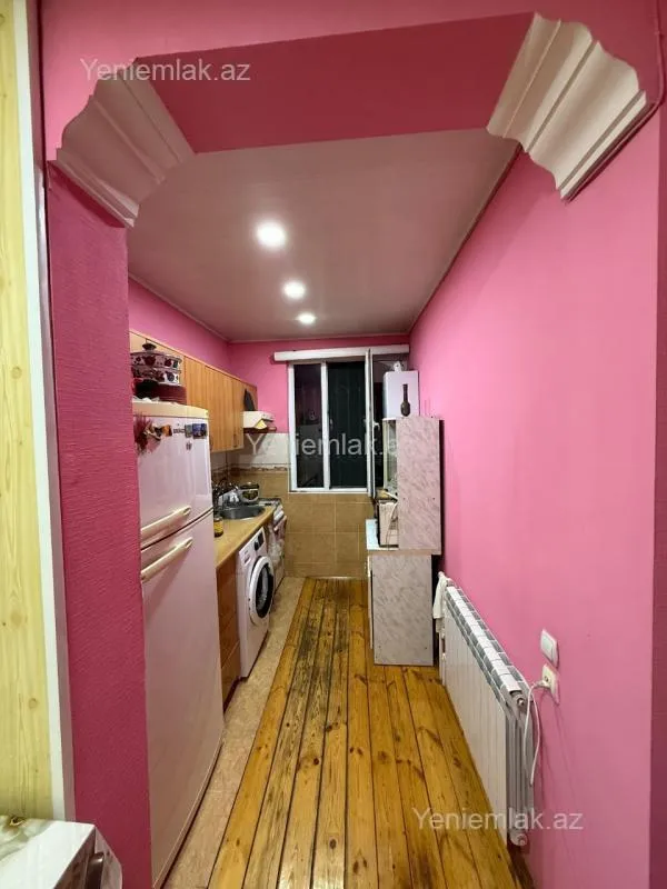 Satılır 3 otaqlı köhnə tikili 55 m²