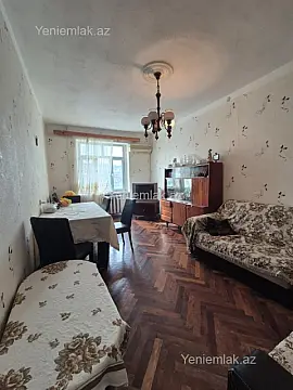 Satılır 3 otaqlı köhnə tikili 85 m²