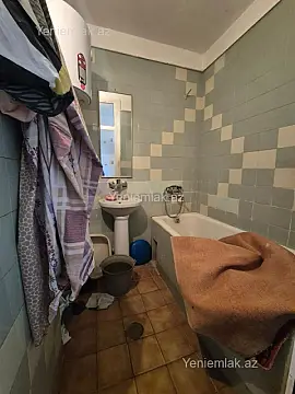 Satılır 3 otaqlı köhnə tikili 85 m²