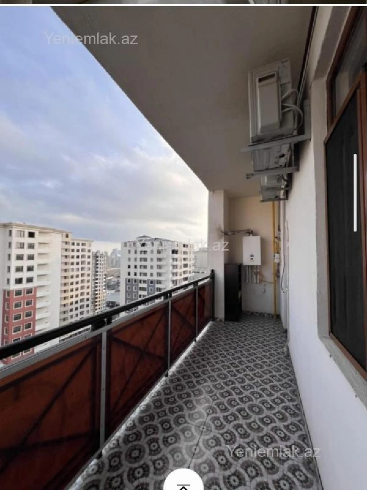 Satılır 4 otaqlı yeni tikili 215 m²