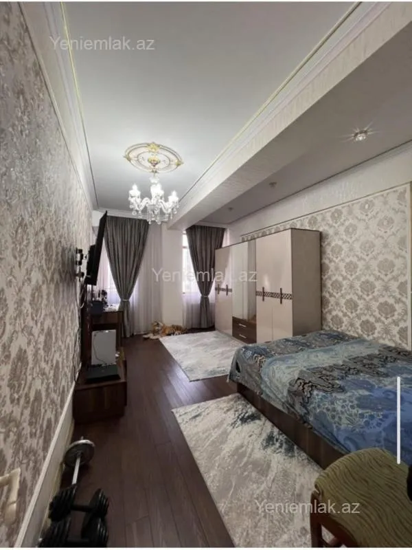 Satılır 4 otaqlı yeni tikili 215 m²